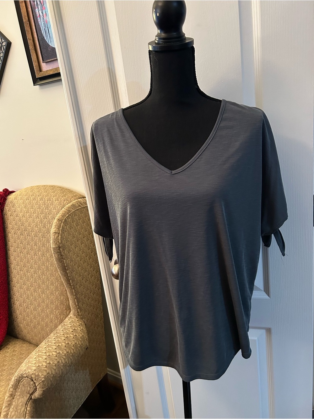 Green Envelope Charcoal V-Neck Short Sleeve Top